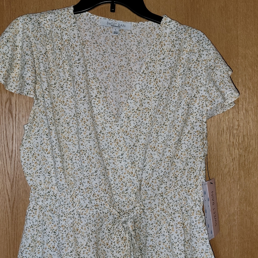 Sweet Rain Floral Blouse